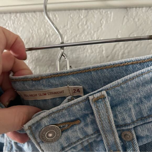 Levi's 70's High Slim Straight Jeans in Marin Hits Wash - Picture 5 of 10